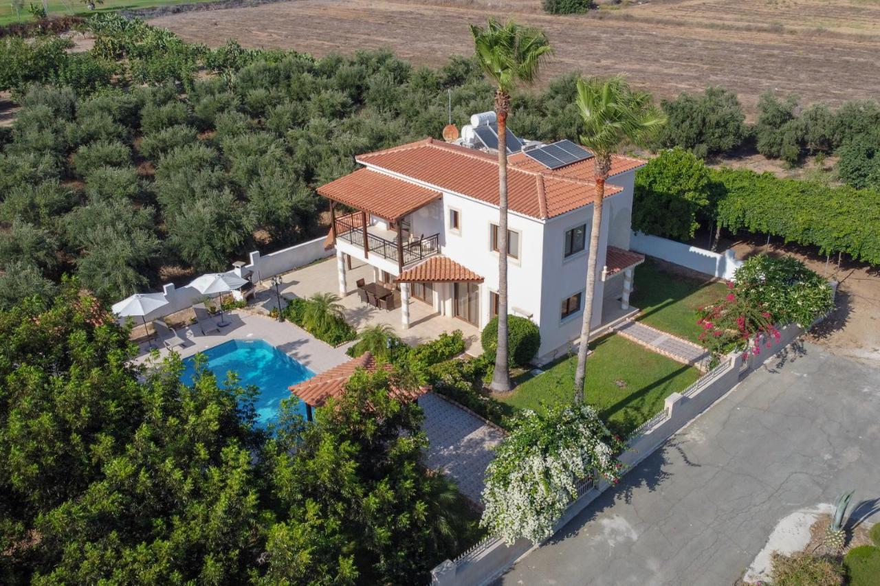Villa Paradise Paphos Bagian luar foto