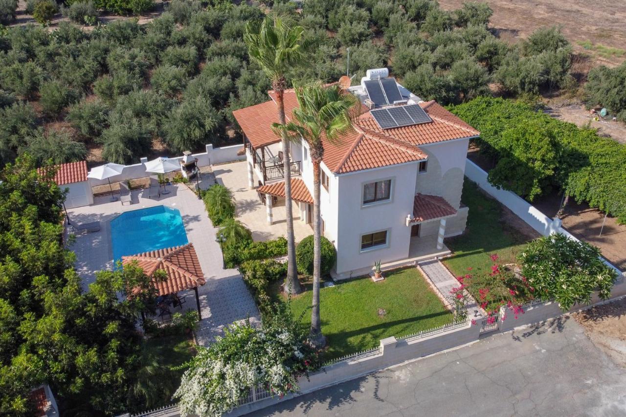 Villa Paradise Paphos Bagian luar foto